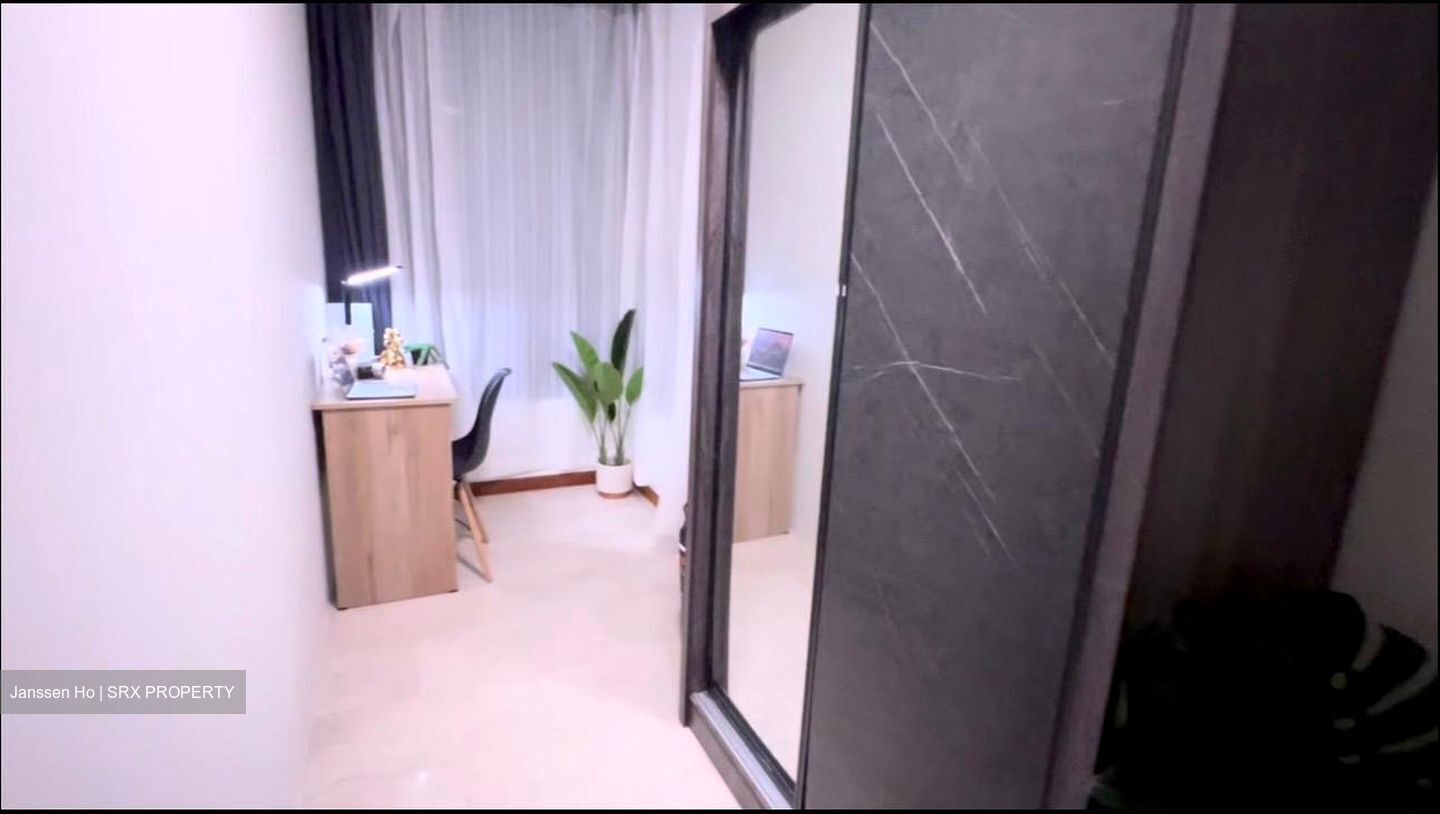 Sanctuary Green (D15), Condominium #582440431